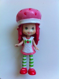 Strawberry shortcake hot sale talking doll