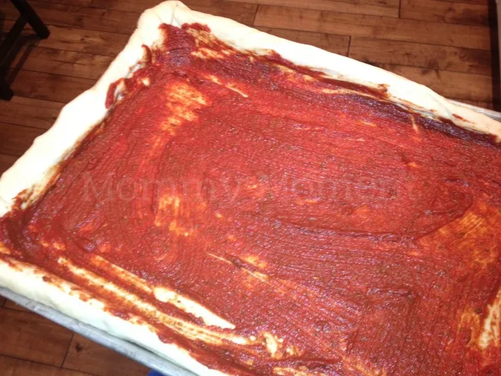 Stuffed crust pizza : Mommy Moment