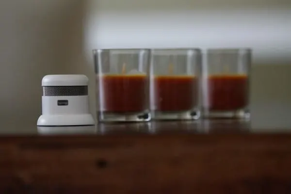 Atom candle