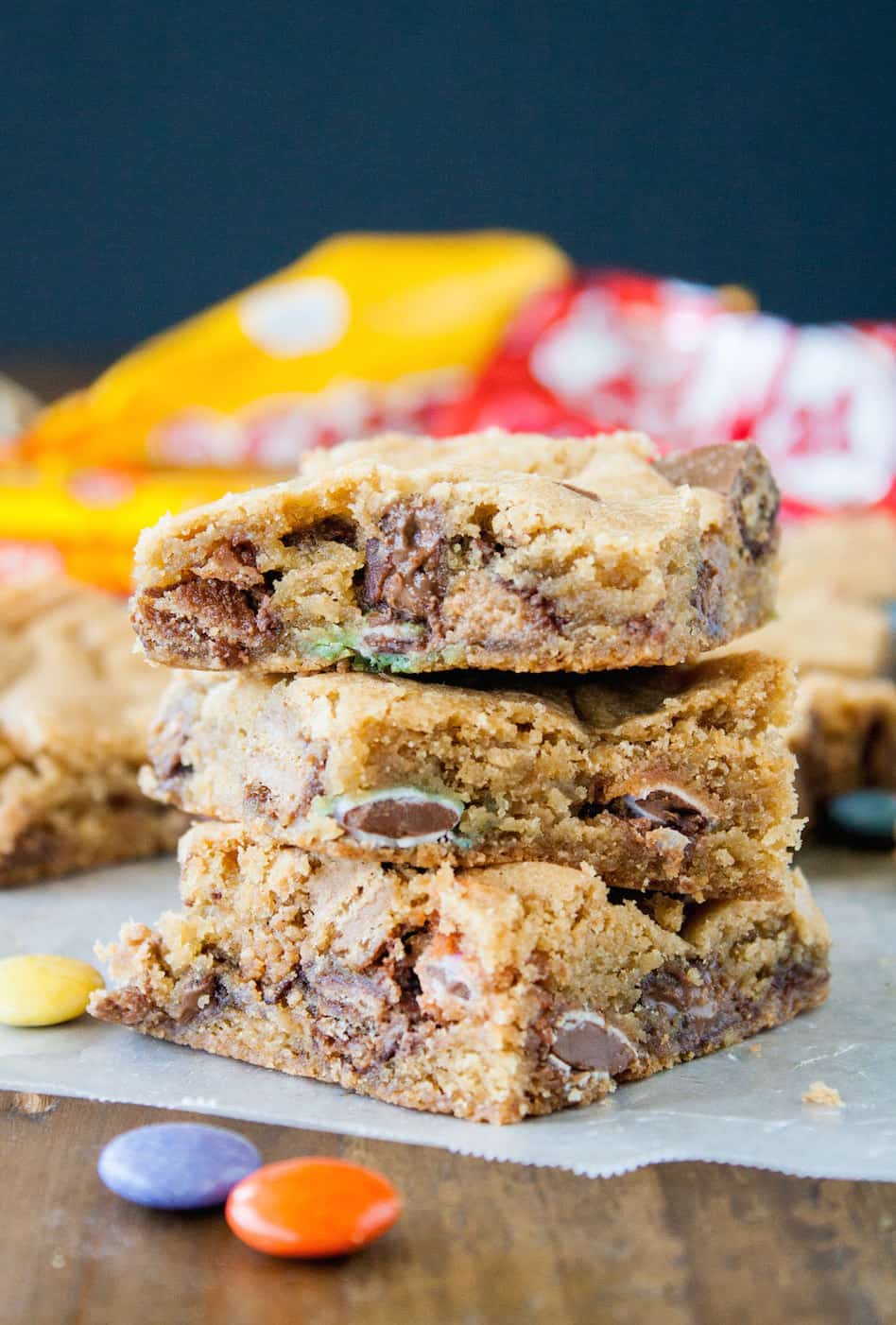 Candy_Bar_Cookie_Bars1