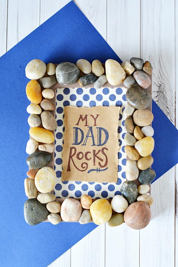 This DIY My Dad Rocks picture frame is the perfect DIY Father's Day Gift that dad could proudly display on his desk at work.