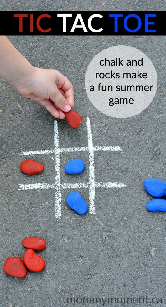 tic tac toe game using rocks and chalk - perfect summer fun.