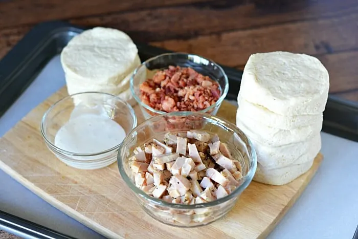 Chicken Bacon Ranch Pockets ingredients