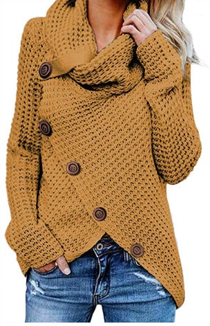 COZY FALL CLOTHES FOR WOMEN --Sweater weather is here and it is time to switch to cozy fall clothes.  Check out these AFFORDABLE finds!
